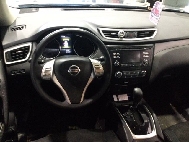 NISSAN ROGUE 2017 - 7
