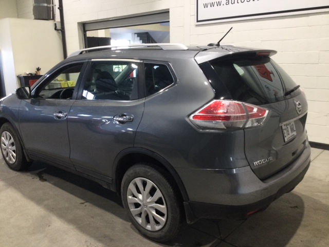 NISSAN ROGUE 2017 - 13
