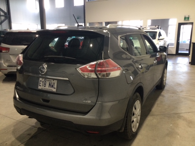 NISSAN ROGUE 2017 - 14